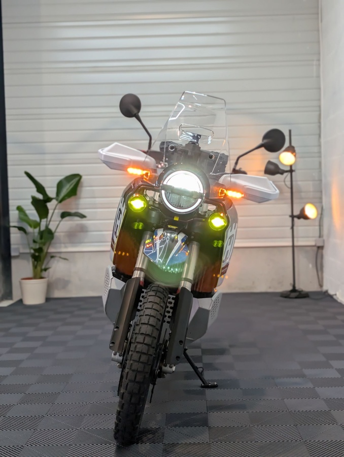 Husqvarna Norden 901 Expédition